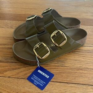Birkenstock Arizona Big Buckle, High Shine. green & gold. size 40